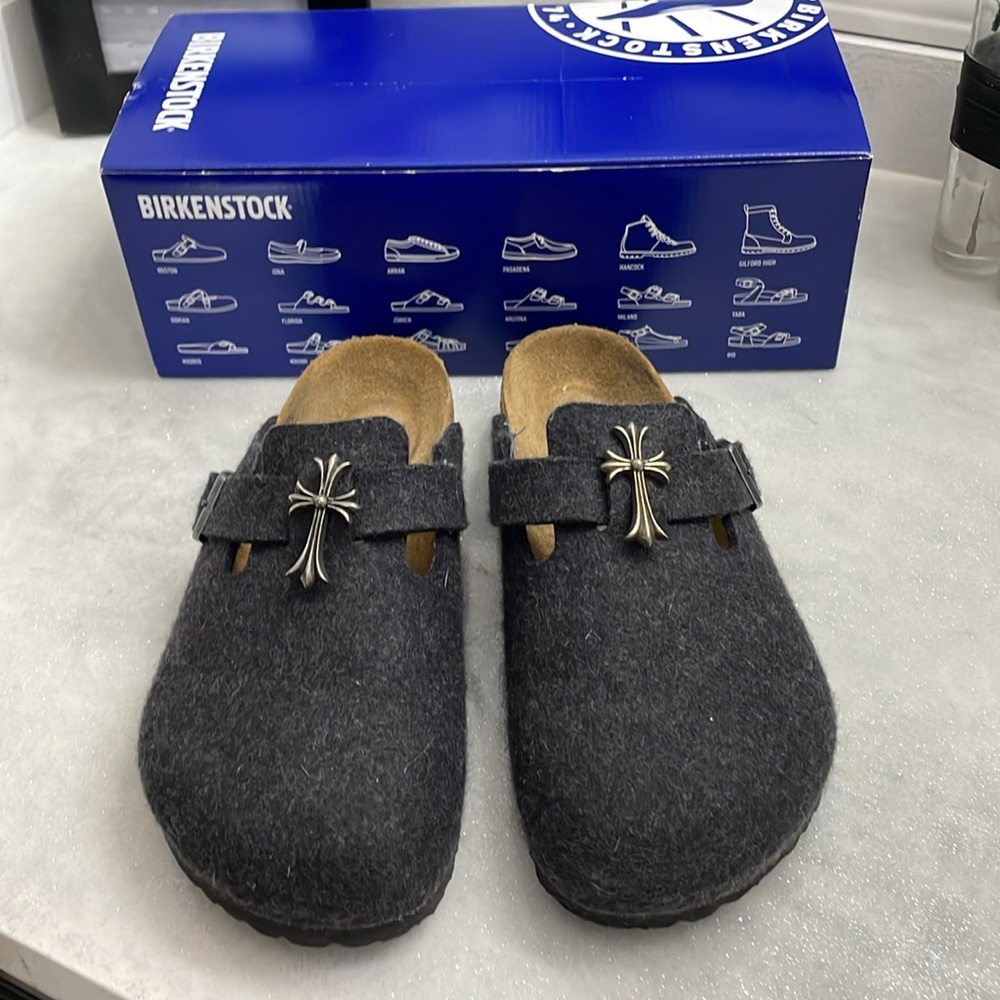 Dark gray Edgy Birkenstock Bostons